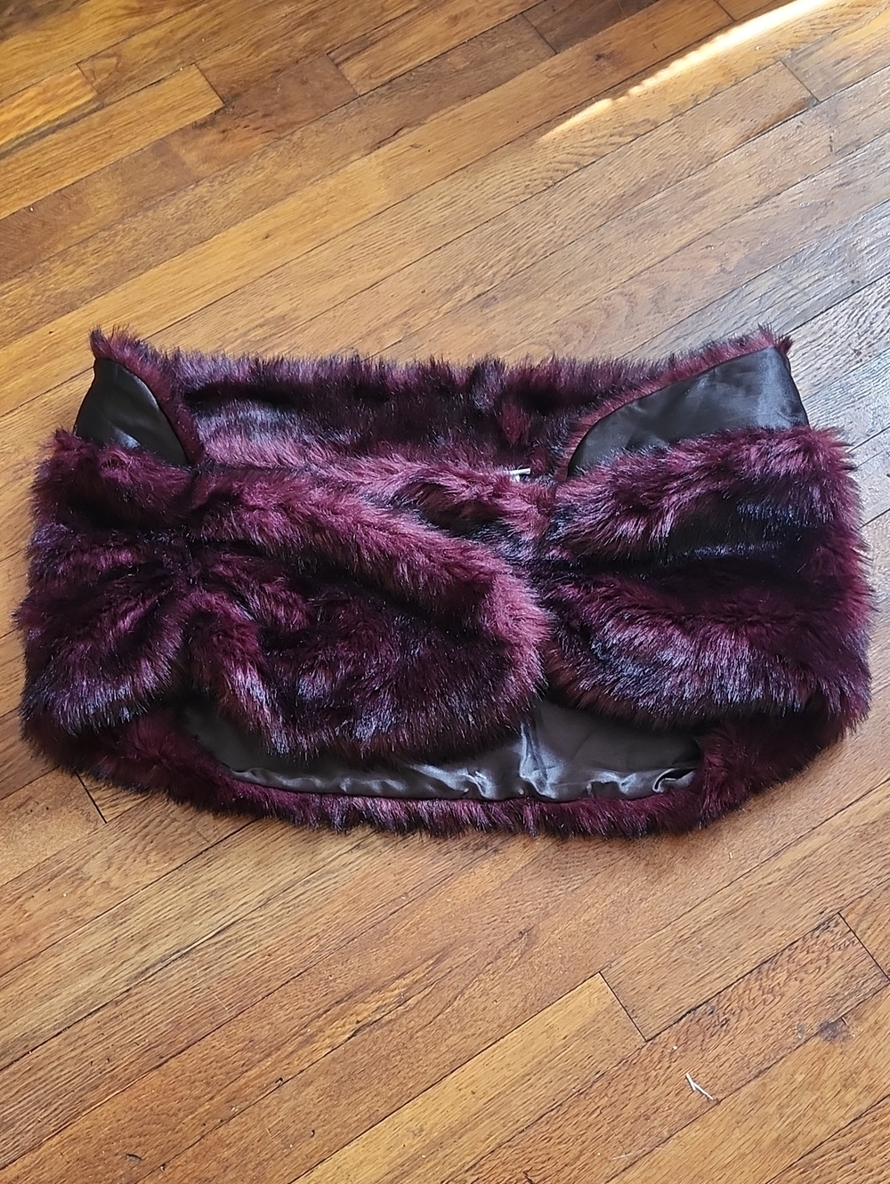 New York & Company Faux Fur Wine Wrap